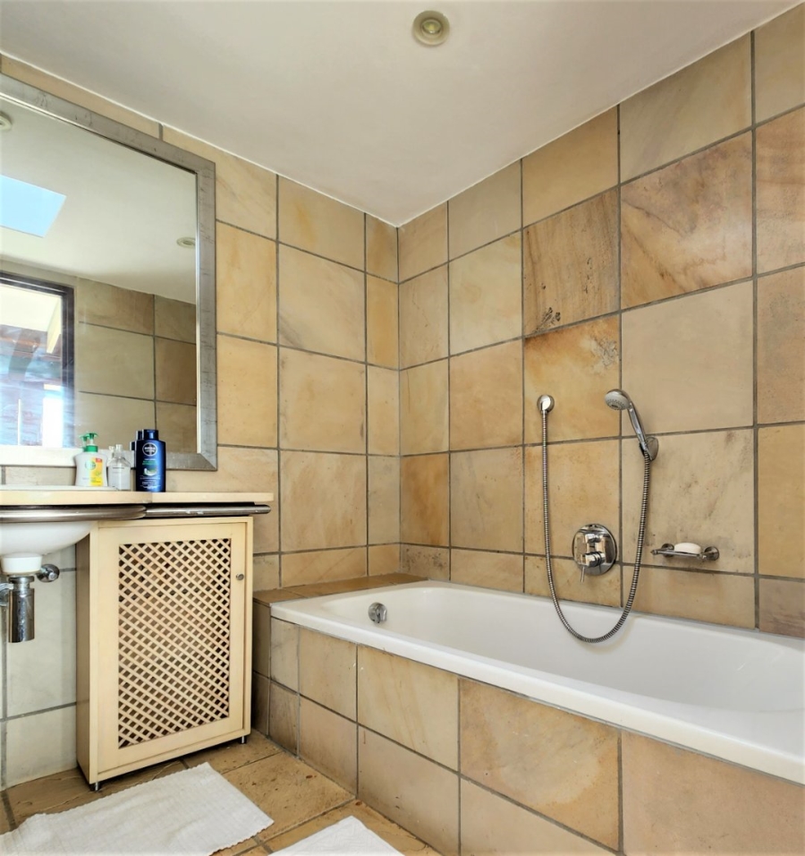 To Let 2 Bedroom Property for Rent in Oubaai Western Cape